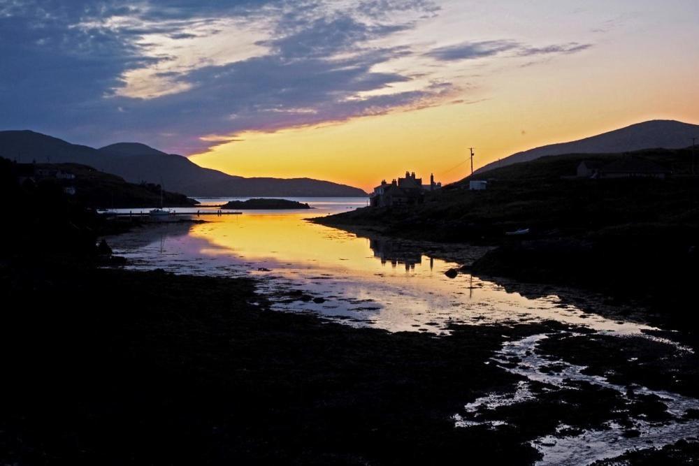 Braemore * Tarbert (Lewis and Harris)